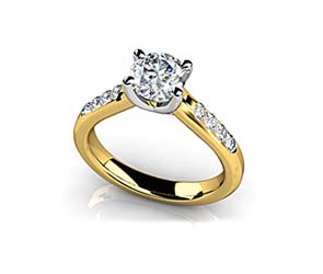 Engagement ring with Side Diamonds